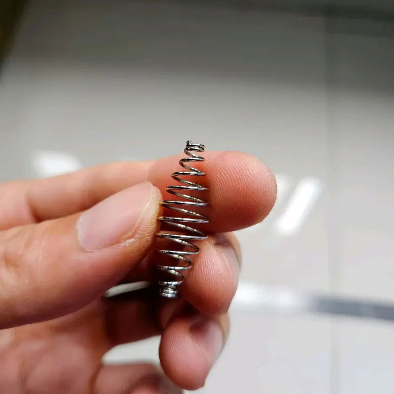 Lò xo lưỡi lục, lò xo thép không rỉ nắm mồi câu lục, giữ mồi không tan 2