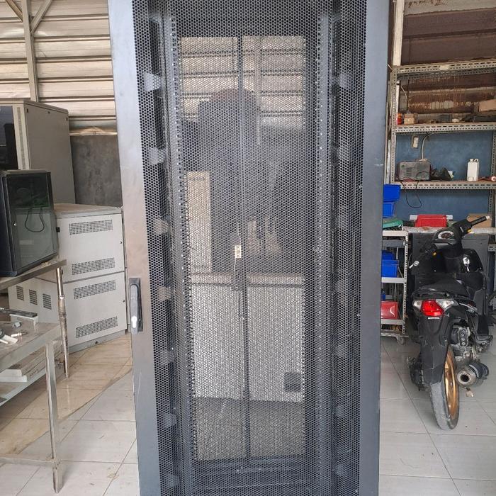 Merk Rak Server Jual Rak Server 42u depth 60cm merk legrand - Kab. Bogor - Rumirack ...
