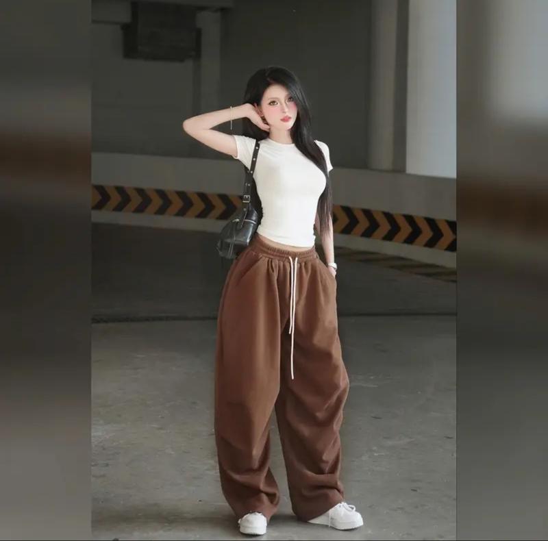   DEAL MỞ BÁN   Quần Nỉ Cạp Chun Dáng thụng Form cong Ống Rộng Unisex QN48 