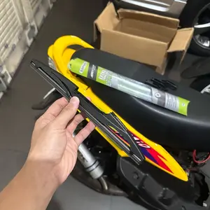 Wiper Belakang D.Fischer Germany Universal Plug and Play BUDISPEED ( Dapat 3 Bracket ) Windshield