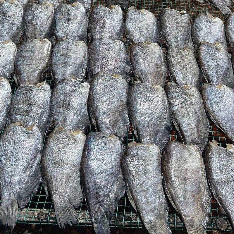 KHÔ CÁ SẶC CON LỚN (3-4 CON 500G)KÈM MẮM ME