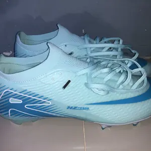 Promo Sepatu Bola Dijamin Kuat Dan Nyaman Sol Dijahit Rapi Sepak Bola Sport