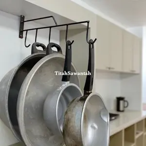 Gantungan wajan panci dapur  untuk penyimpanan wajan dan panci dapur