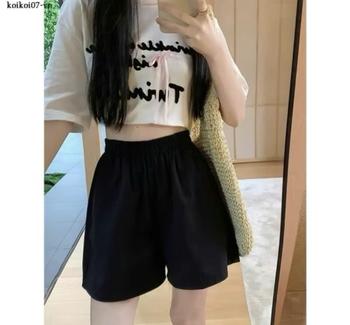Product Review of Combo 3 quần chỉ 99k. Quần sort đũi vân mây from T**n T** N**n 0