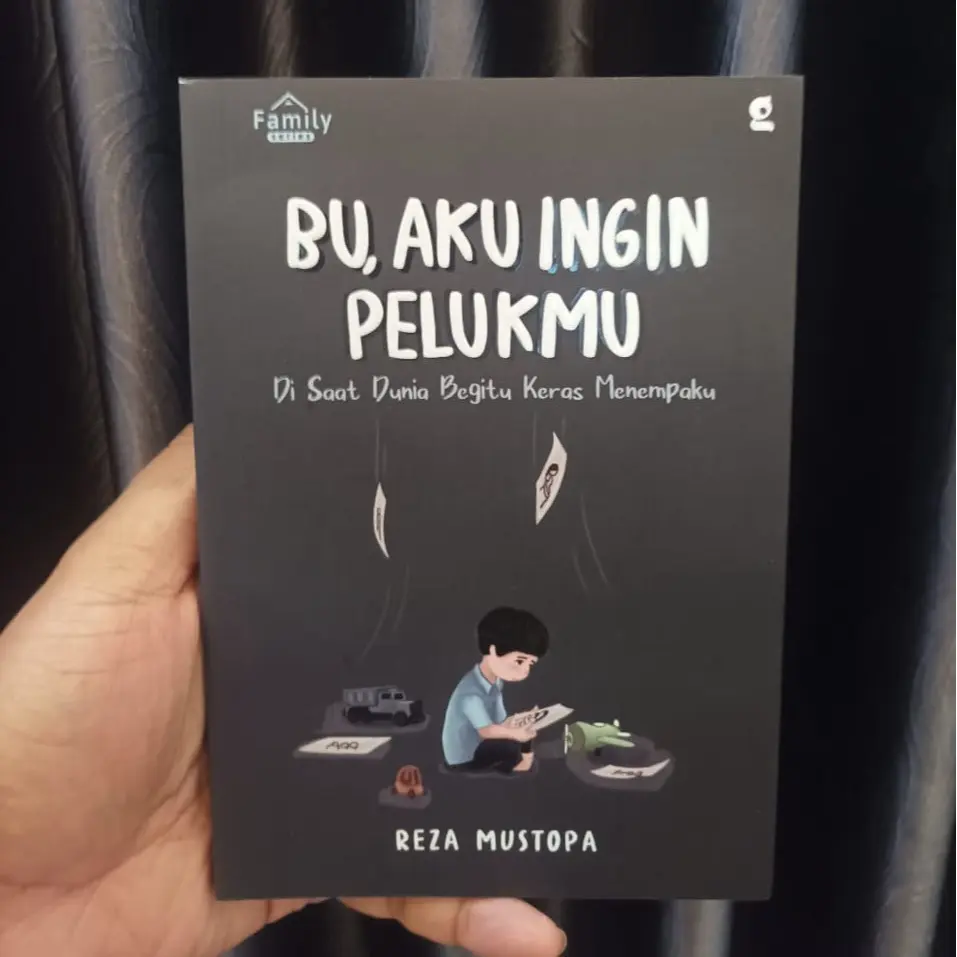 Novel Bu, Aku Ingin Pelukmu By Reza Mustopa