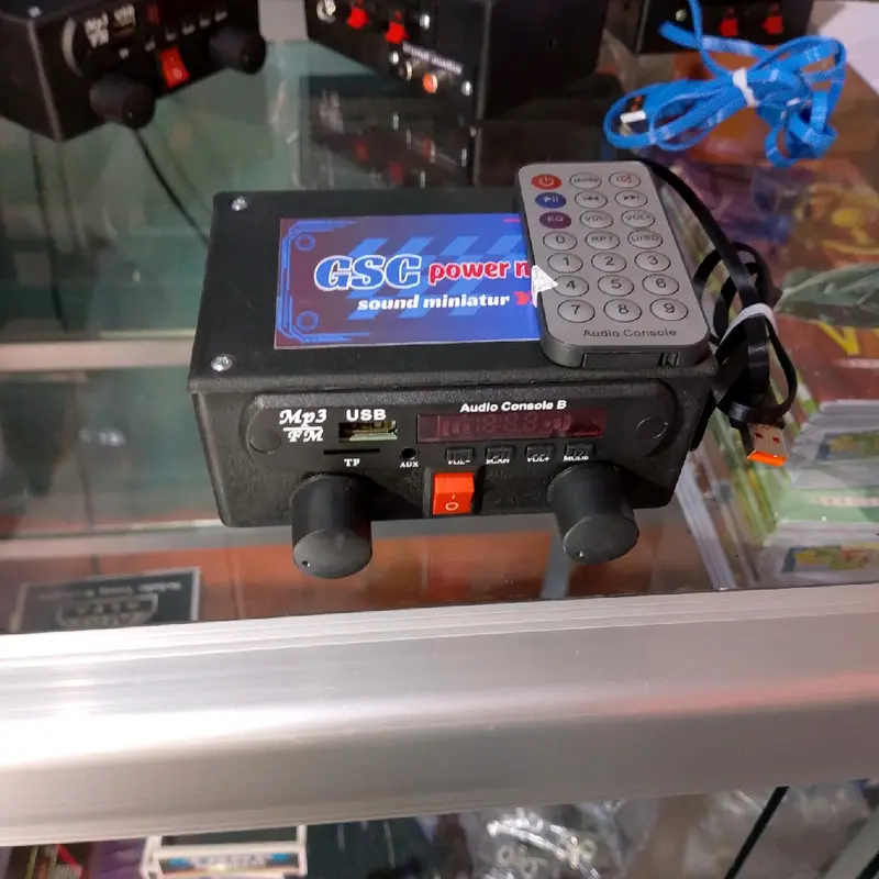 Amplifier mini 5 volt stereo fitur lengkap + MP3 Player, Bluetooth, Radio FM,Flashdisk dan Remote Subwoofer Bass 1