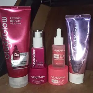 Glad2Glow Day&Night Renew Bundle 4in1 - 4 PCS Glow Skincare Paket-Brightening Moisturizer+Retinol Moisturizer+Brightening serum +Retinol Serum tone cream wajah serum mencerahkan ampuh | skincare murah bpom skincare memutihkan dan glowing