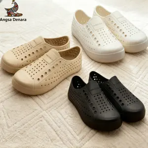 Angsa | 2026  Unisex Terbaru Bahan Karet Premium |  Pria & Wanita Nyaman untuk Sehari-hari Leather Elegant Slip-Ons & Flat Shoes Sandal Slide Polos Upper Loke Anti Ringgan sepatu