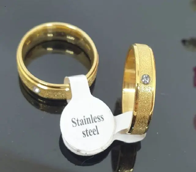 Cincin Titanium Wanita Dan Pria Motif Pasir Mata Satu Gold Untuk Tunangan Dan Kado Ulang Tahun Jewellery Ring cincin ikat pasangan cincin mata 2