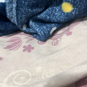 Breast pads 30/50/100pcs ISI Breastpads Newborn Baby Ibu Menyusui Bayi Bantalan Payudara Sekali Pakai Siang/Malam UB/WAI