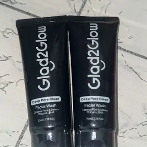 Glad2Glow Deep Pore Clean Facial Wash Pembersih Wajah Charcoal Volcanic Soil BHA  Salicylic Acid Deep Cleansing Minyak Berlebih Kotoran Jerawat Blackhead Exfoliate Gentle Foam Non Drying Non Irritating Untuk Kulit Berminyak G2G Cleanser