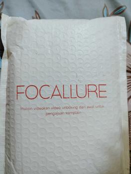 Product Review of [Official] FOCALLURE X Sanrio #CallMeBeauty Bare-skin UV Cushion & Matte Setting Loose Powder 2PCS from 𝙊**🏻 1