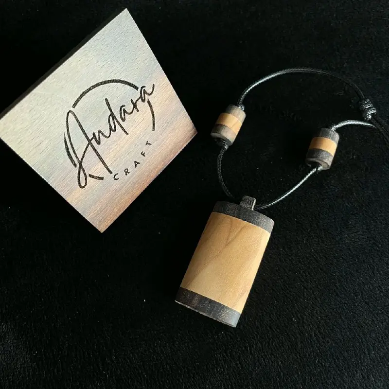 kalung cendana sandalwood  unisex 0