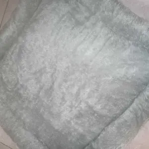 Tempat Tidur Kucing Anjing Kelinci Raksasa (70cm x 70cm) Halus Lembut Serta Hipnotis