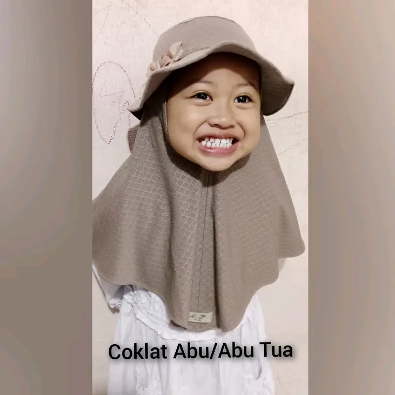 Jilbab Bayi Topi Bulet Bunga Atas 0-3 tahun Strada Premium 1