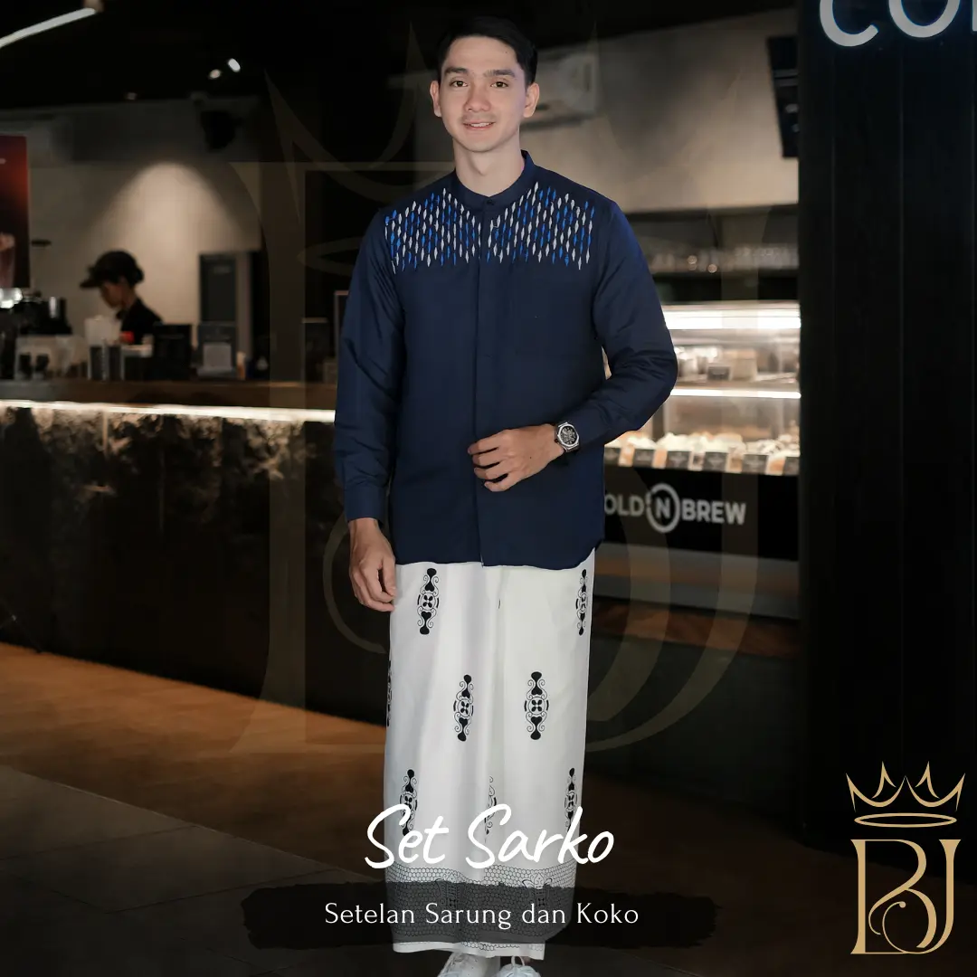 KOKO NAVY SARUNG PUTIH