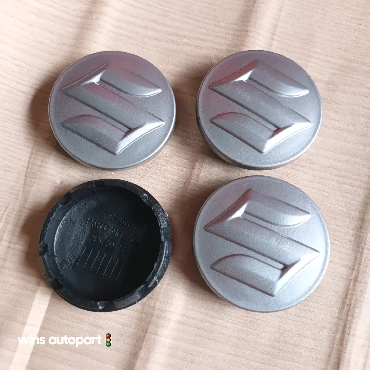 dop roda velg tutup as roda suzuki ertiga karimun swift  baleno splash diameter 5.5cm