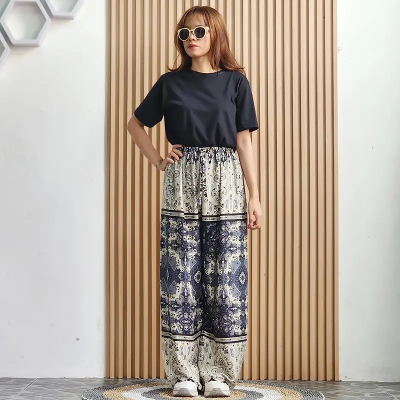Vomila Celana Kulot Rayon Motif Valerie 5