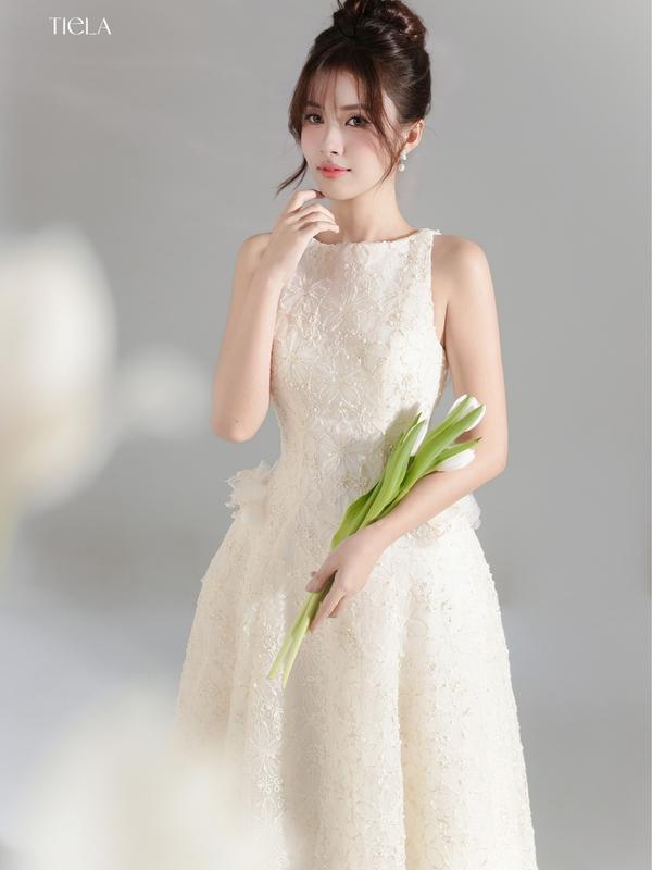 TIELA Đầm váy ren hoa trắng - Dily Dress