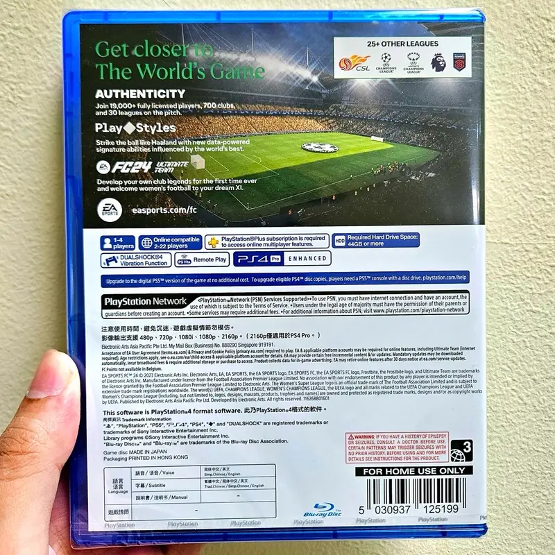 Kaset EA Sports FC 24 Game PS4 Bola 1