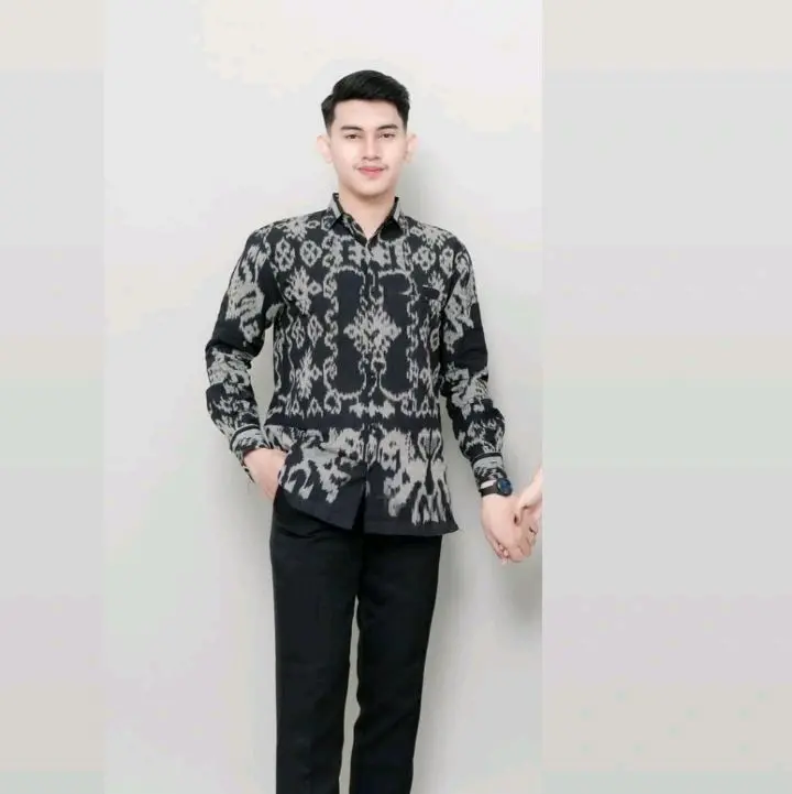 KEMEJA PANJANG HITAM