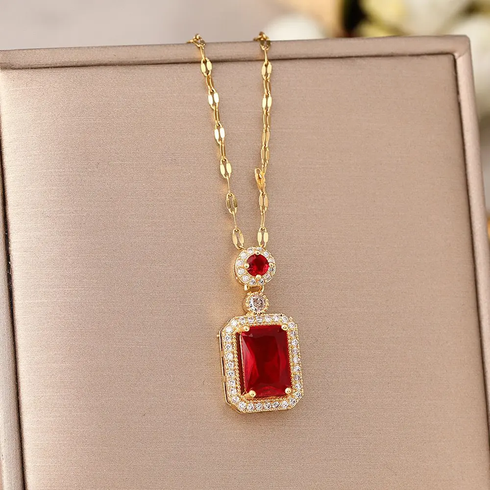 【BELI 1 PCS KALUNG GRATIS 1 CINCIN】Kalung Titanium Wanita Liontin Permata Kotak Merah Rantai Pecah Kopi Anti Karat Dan Tidak Luntur