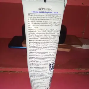 Krim Leher Firming Pemutih Arbutin Peptide Brightening Neck Cream 50g Anti-Kerut Collagen Leher Firming Peremajaan Krim Perawatan Neck Rejuvenation Cream Reduces Melanin Mencerahkan Warna Kulit Whitening Leher Ringan Kecantikan Melembabkan Kulit Neck Care