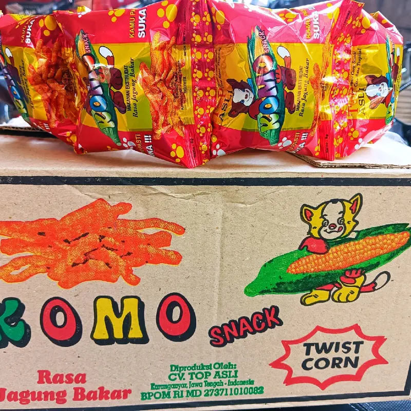 Snack Chiki Komo Berhadiah Uang Jika Beruntung | Jajanan Snack Ciki Jadul | Snack Ciki Rasa jagung Panggang Berhadiah Isi 40 pcs Perkarton 0
