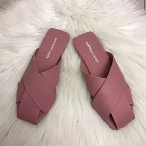 SANDAL WANITA TEPLEK MODEL BAPAU ANTI SLIP Coklat Flat