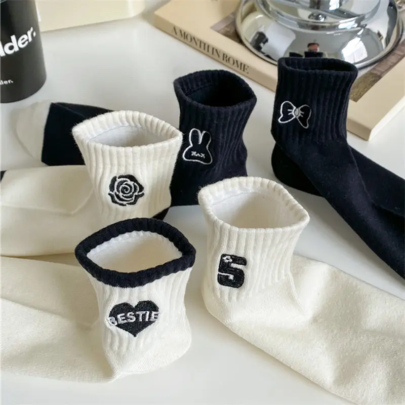 KOKO - Kaos Kaki Pendek Motif Navy Semata Kaki KK1226 Unisex Panjang Wanita 1