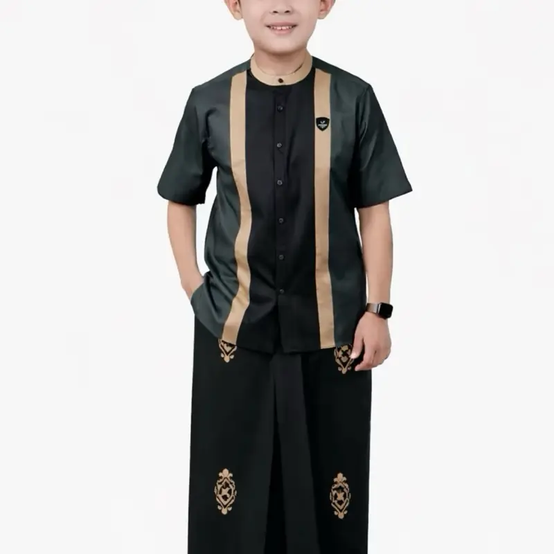 Dada hitam + Sarung hitam