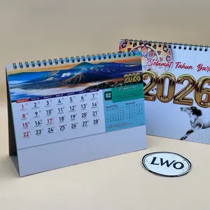 Kalender meja Standar Tahun 2026 Bergambar