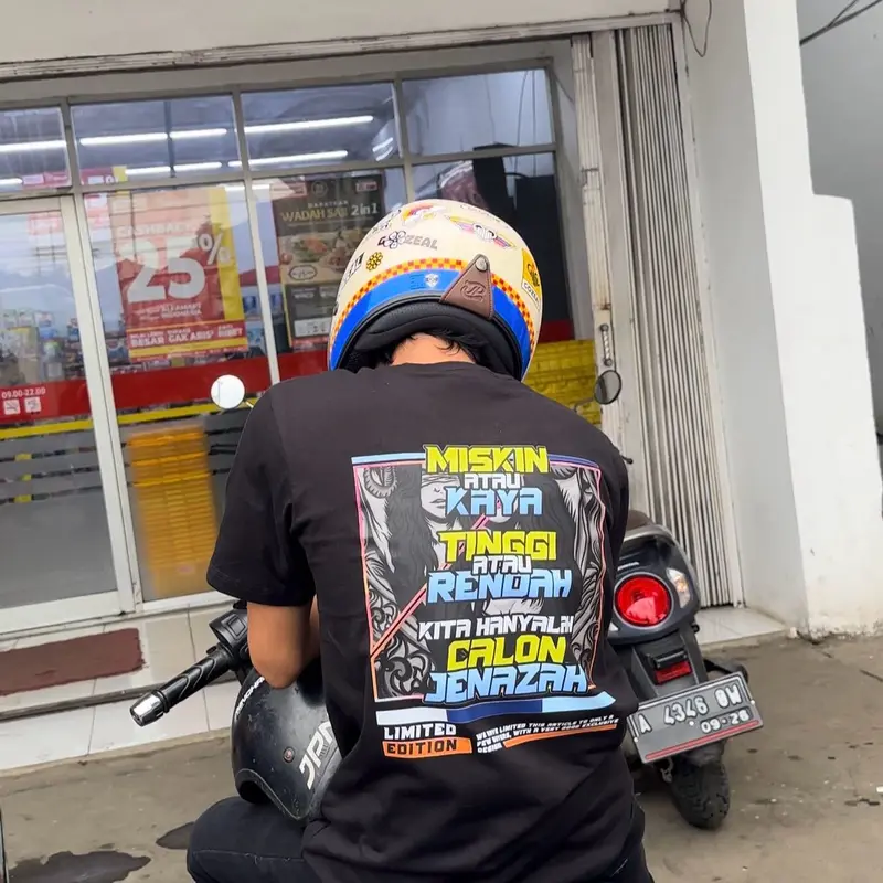 Kaos Miskin atau Kaya Tetap Calon Jenazah Combed 24s Distro Nyaman 0
