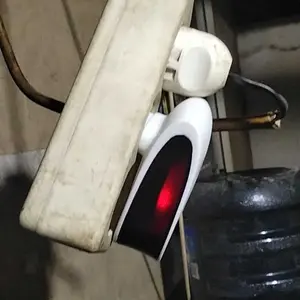 Alat Pengusir Nyamuk Tikus Kecoa Lalat Serbaguna/Perangkap Jebakan Ultrasonic