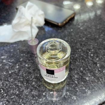 Product Review of Scarlett Whitening Euphoria Eau De Parfum 30ml BPOM Original Perfume Wangi Wanita Violet - Pear, Pear - Mewah, Orange from M**i M**i 2