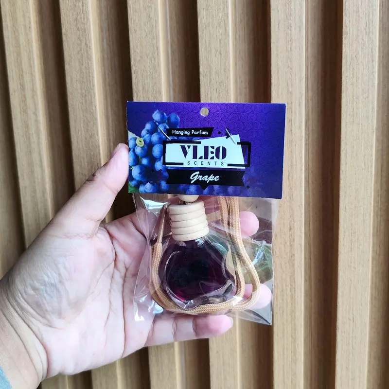 Pengharum Ruangan Mobil Gantung Vleo Scents 10ml - Car 4