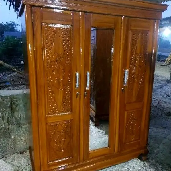 Lemari pakaian 3 pintu kayu jati full kacaa cahaya jati furniture barokah 3