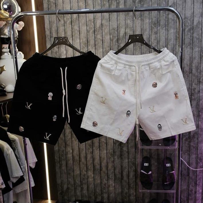 Quần short Fom Trên Gối Chất Kaki Mềm Hoạ Tiết Thêu 6D Dây Rút Năng Động Phong Cách Trẻ Trung Thoải Mái