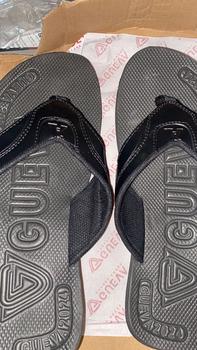 Product Review of GUEVA Sandal Pria Kasual Gaya Modern Kekinian Terbaru Ringan Lentur Gueva - AJE 01 Jepit Sendal Selop from M**🏻 1