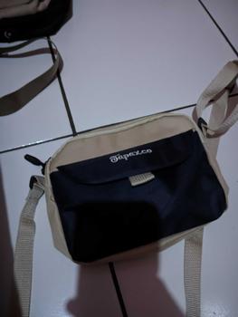 Product Review of TAPAXCO Tas Selempang Pria Zepeto Slingbag Casual Local Original from A**a 0