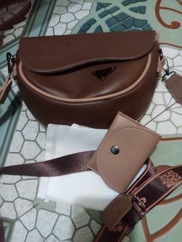 Product Review of Akaci store | ZURAA Tas selempang wanita Terbaru 09-8233 Bahan Sintetis  kuliah kerja kantor ibu Polos Kulit PU kuliah kerja pesta from y**i 0