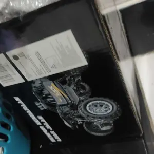 tatatoy Mobil Remote Control Pendaki 1:22 Alloy | Mobil RC 4WD Off-Road dengan Remote 2.4Ghz | Dilengkapi Motor Kuat, Lampu Nyata, dan Baterai Isi Ulang | Mainan & Hadiah untuk Anak dan Dewasa