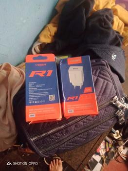 Product Review of VEGER Wall Charger R1 Single Port USB Output 2.4A from D**i P**a S**i 1