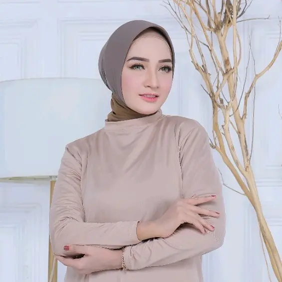 Nuyyhijabid Ciput Marsha Tegak Dahi Dalaman Hijab segiempat Bahan Jersey Zoya mika Anti kerudung toko whitte-black 1
