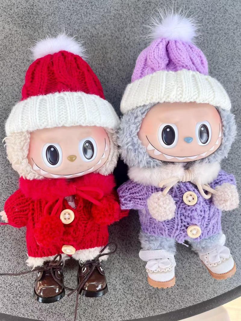 Product Introduction of 34.Doll clothes macaron generation 2 generation rabu cloth pink. Purple. Red wooden button sweater, ball ball scarf , beanie, hat rabu cloth cute warm pendant to wear 5