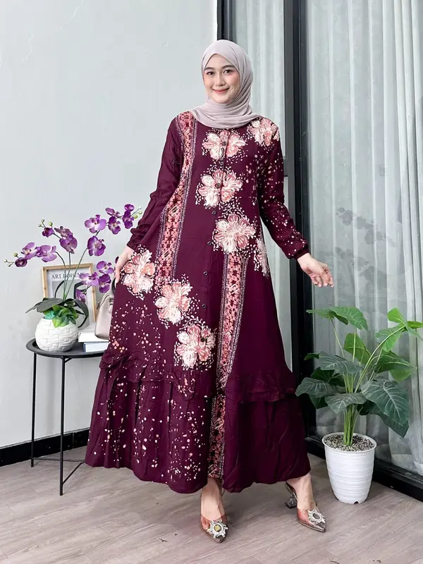 Naya Batik -  Gamis Twill Ori Motif Garis Cap Malaman Bukan Sablon Dress Muslim Wanita Motif Baladewa Hitam Lengan Karet Rempel Bawah Full Kancing Tali Samping Katun Rayon Putih 1