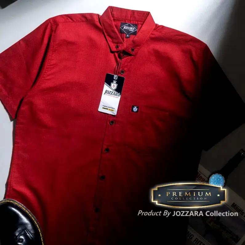 Kemeja pendek polos pria slimfit premium rekomended By JOZZARA collection Pria Modest Red