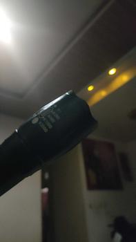 Product Review of Senter Super Terang Waterproof LED Rechargeable Baterai Tactical Anti Air Lampu SWAT Zoom Murah Free Charger from D**n ** W**a 0