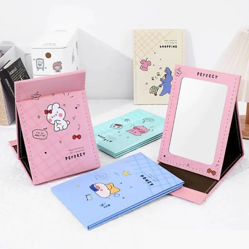 Cermin Lipat Motif Lucu untuk Rias Make Up dan Touch Up Cosmetic