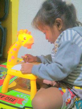 Product Review of Meja Belajar Projector Painting Meja menggambar Anak Mainan Furniture Edukasi Melukis Mewarnai Anak SPEEDS 025-3 from W**t A**5 0